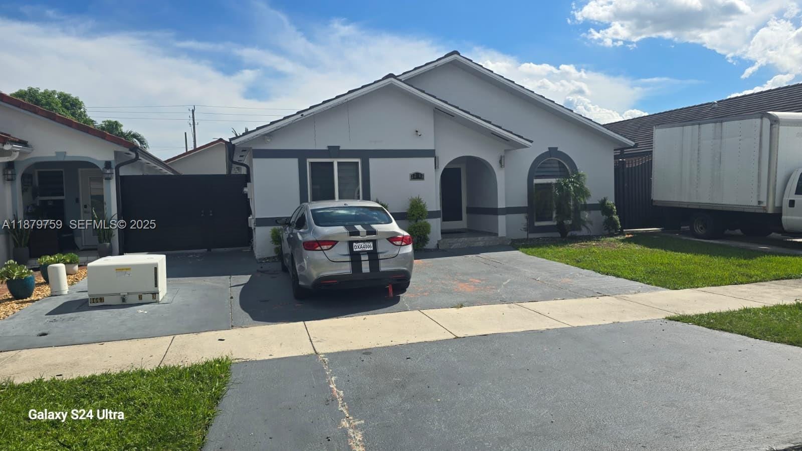 3240 W 76th Place, Hialeah, FL 33018 photo 3
