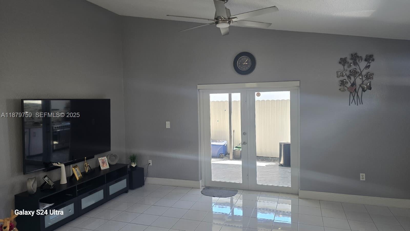 3240 W 76th Place, Hialeah, FL 33018 photo 10