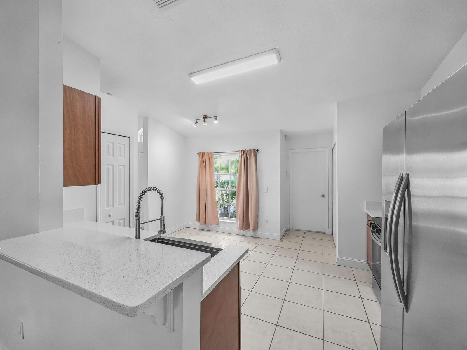 5323 NW Perez Court — photo 9