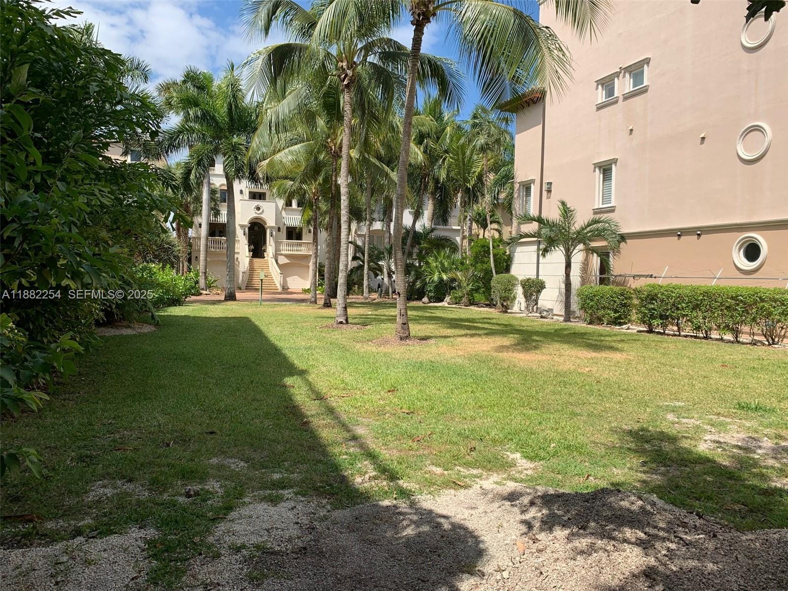 5863 Paradise Point Drive — photo 12