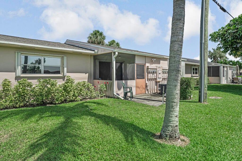 2775 Dudley Drive W D, West Palm Beach, FL 33415 photo 2