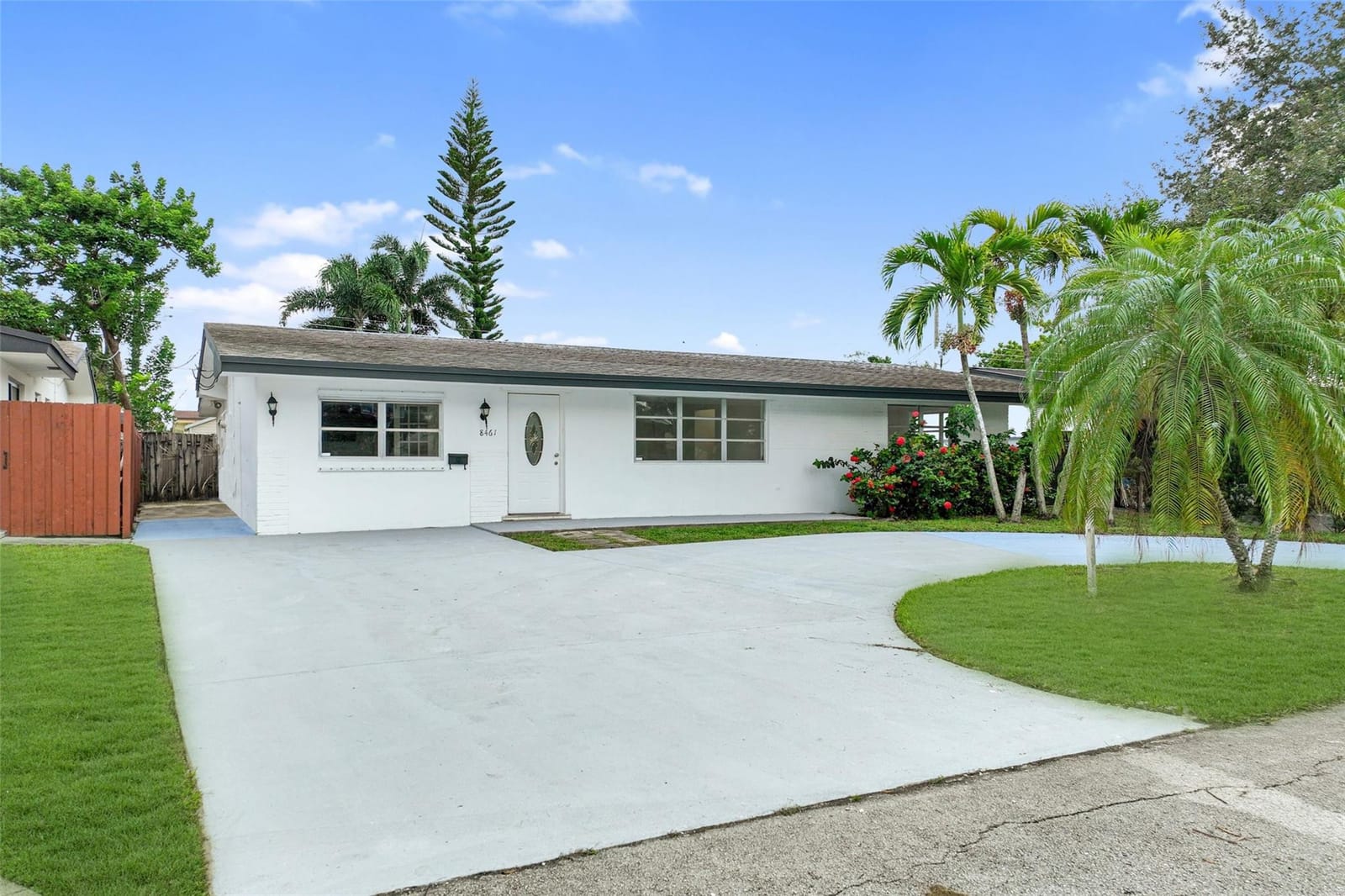 8461 NW 14th Street — photo 2