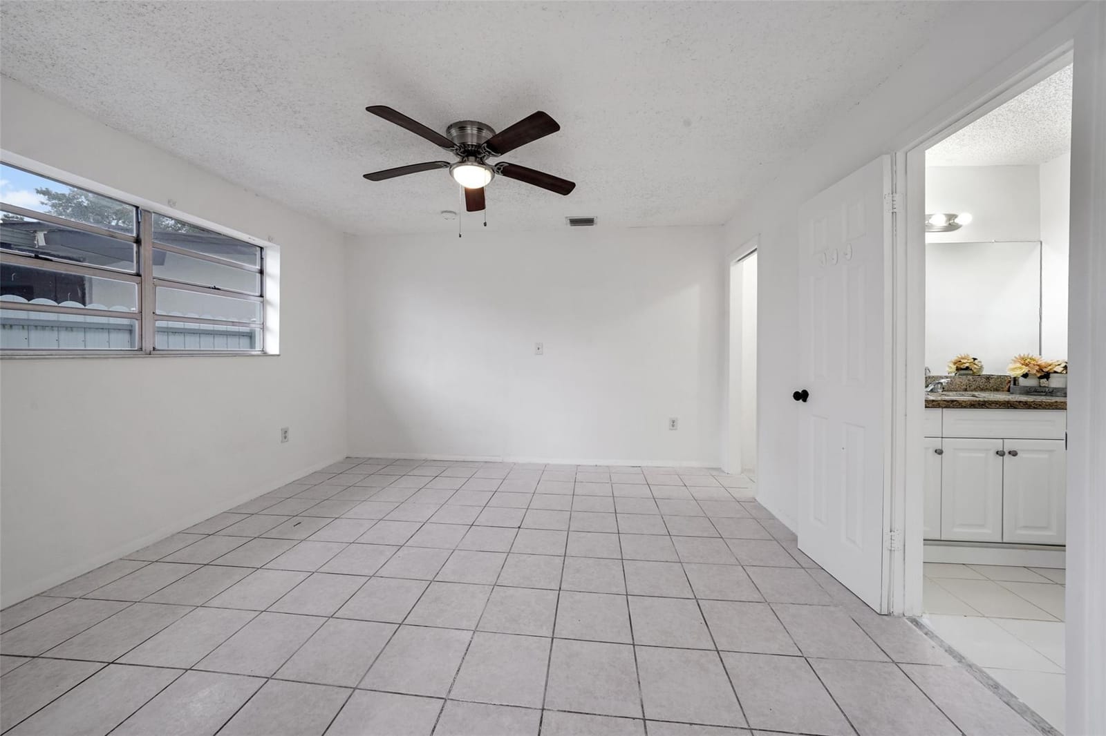8461 NW 14th Street, Pembroke Pines, FL 33024 photo 22