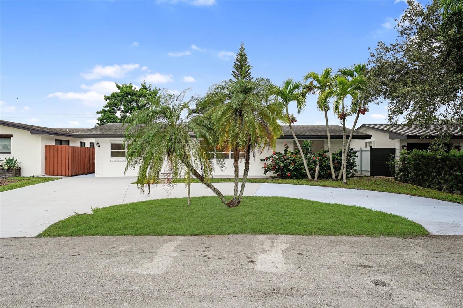 8461 NW 14th Street — photo 5
