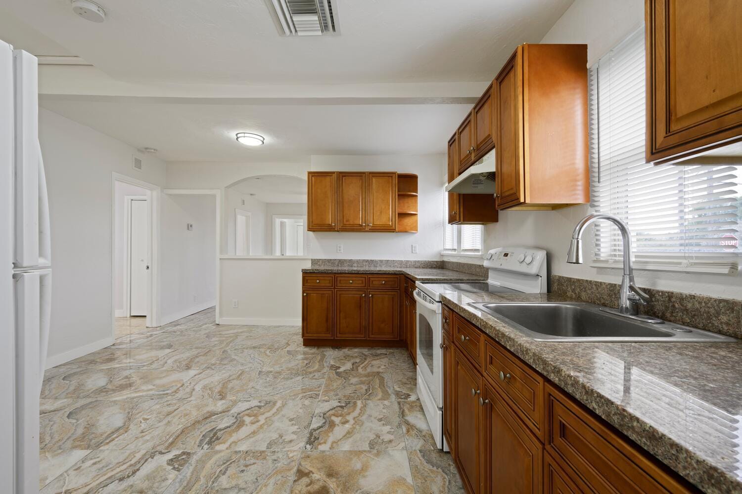 701 Washington Avenue — photo 9