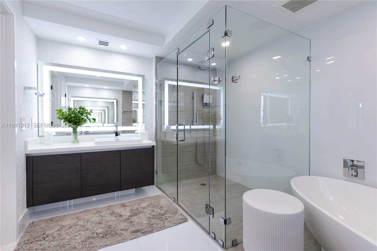 300 Sunny Isles Boulevard 4-1508, Sunny Isles Beach, FL 33160 photo 17