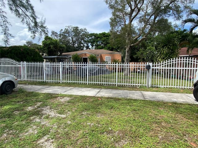 1305 Dunad Avenue, Opa-Locka, FL 33054