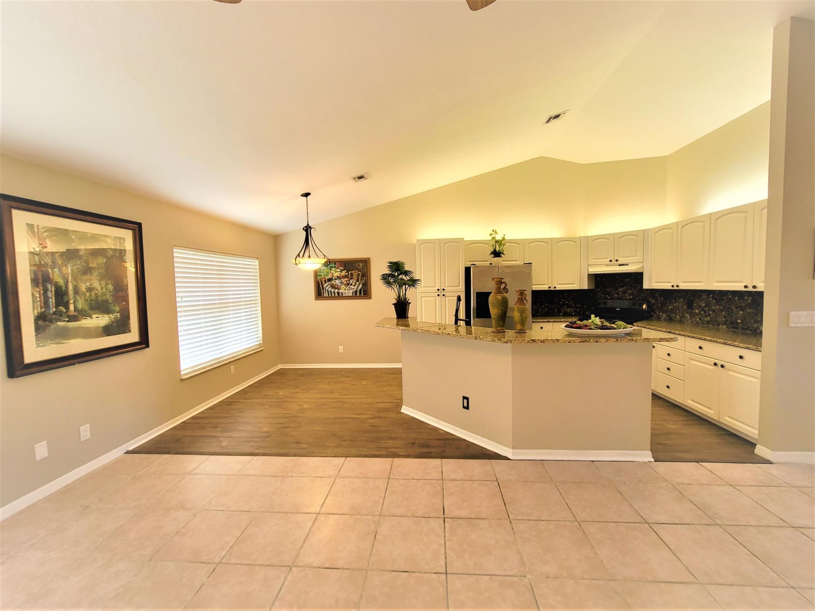 147 S 19th Circle SW — photo 5