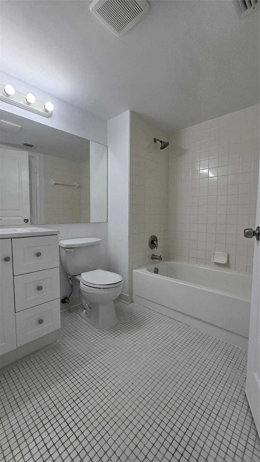 2815 N Course Drive 201, Pompano Beach, FL 33069 photo 17