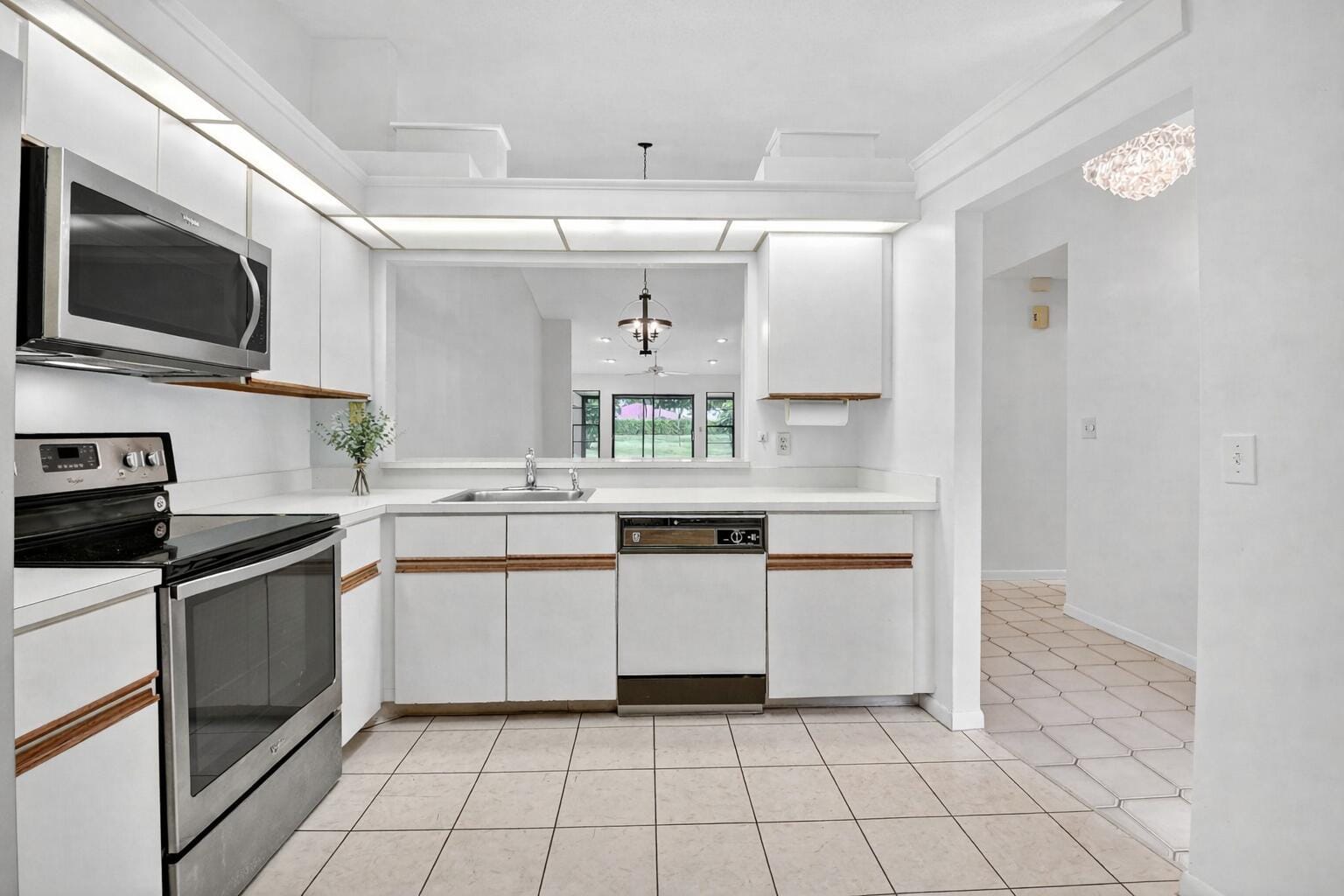 5477 Atlantic Palm Court B — photo 11