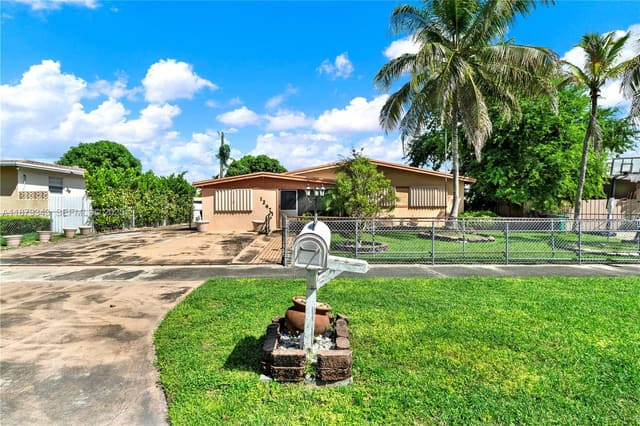 12471 SW 190th Terrace, Miami, FL 33177