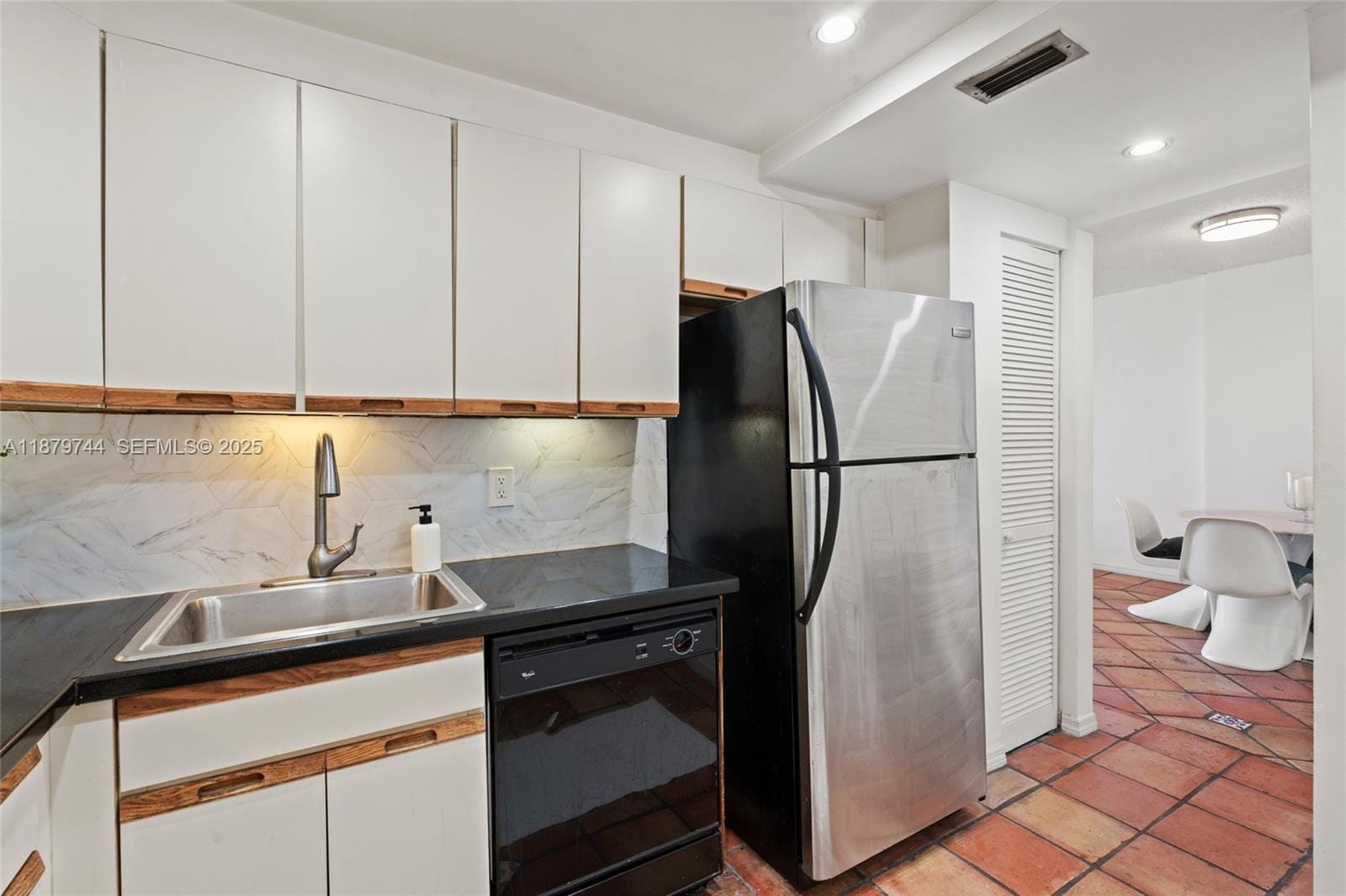 800 West Avenue 831, Miami Beach, FL 33139 photo 20