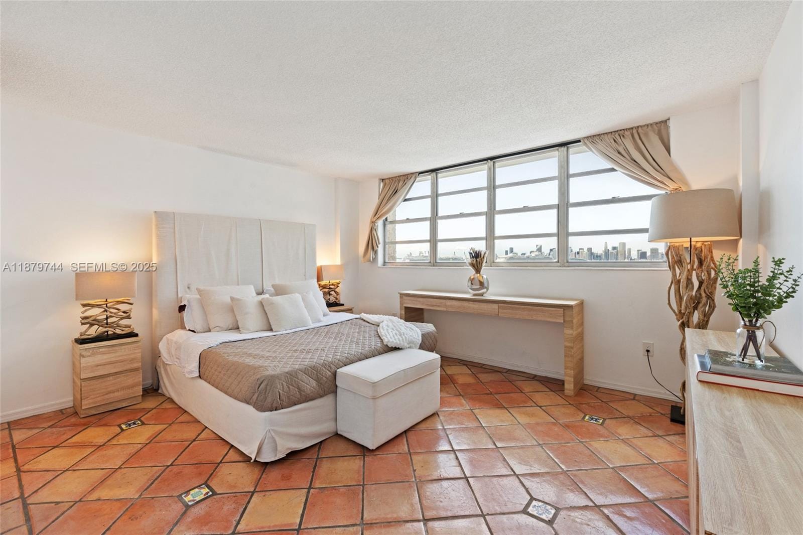 800 West Avenue 831, Miami Beach, FL 33139 photo 5