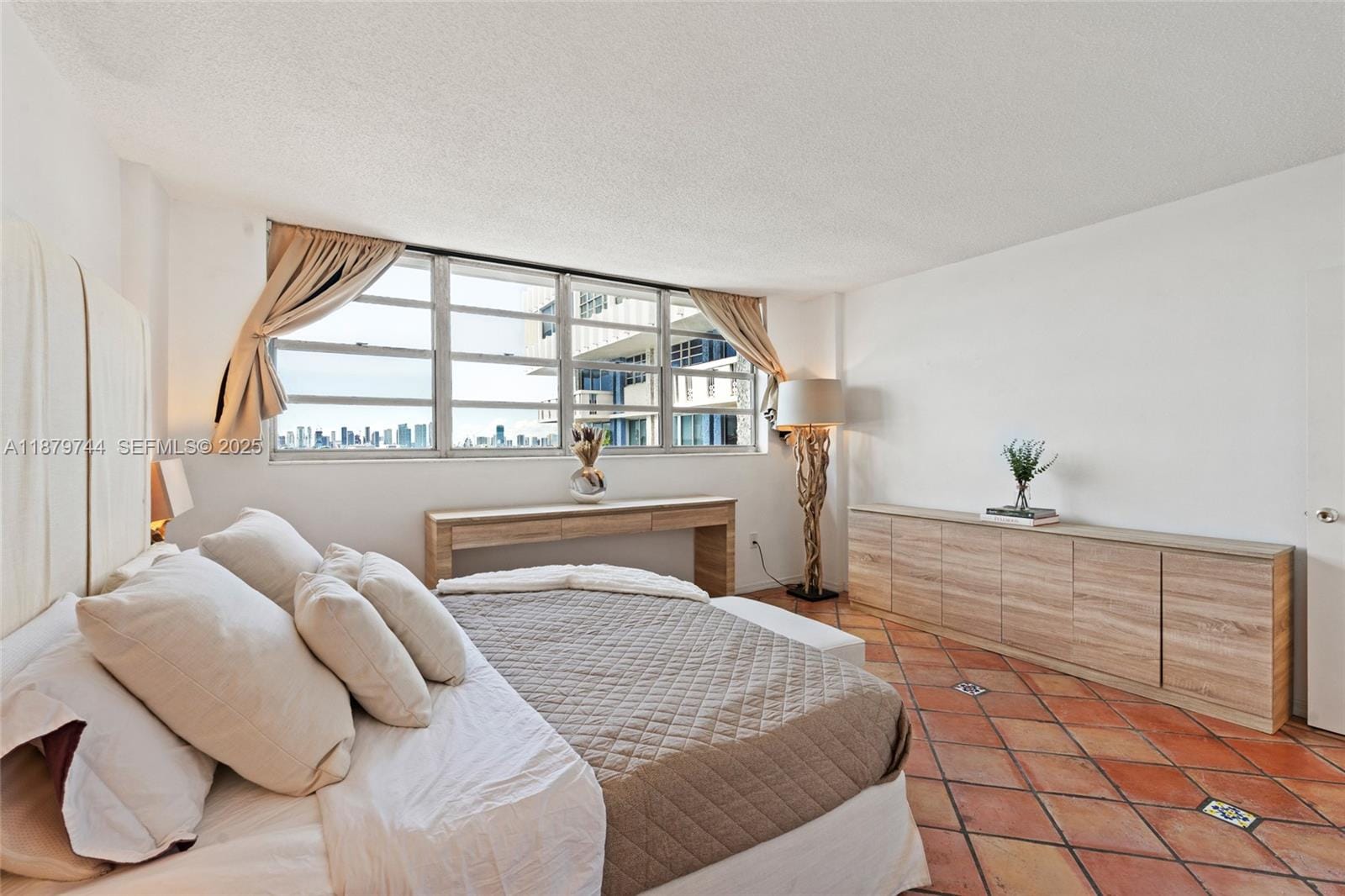 800 West Avenue 831, Miami Beach, FL 33139 photo 8