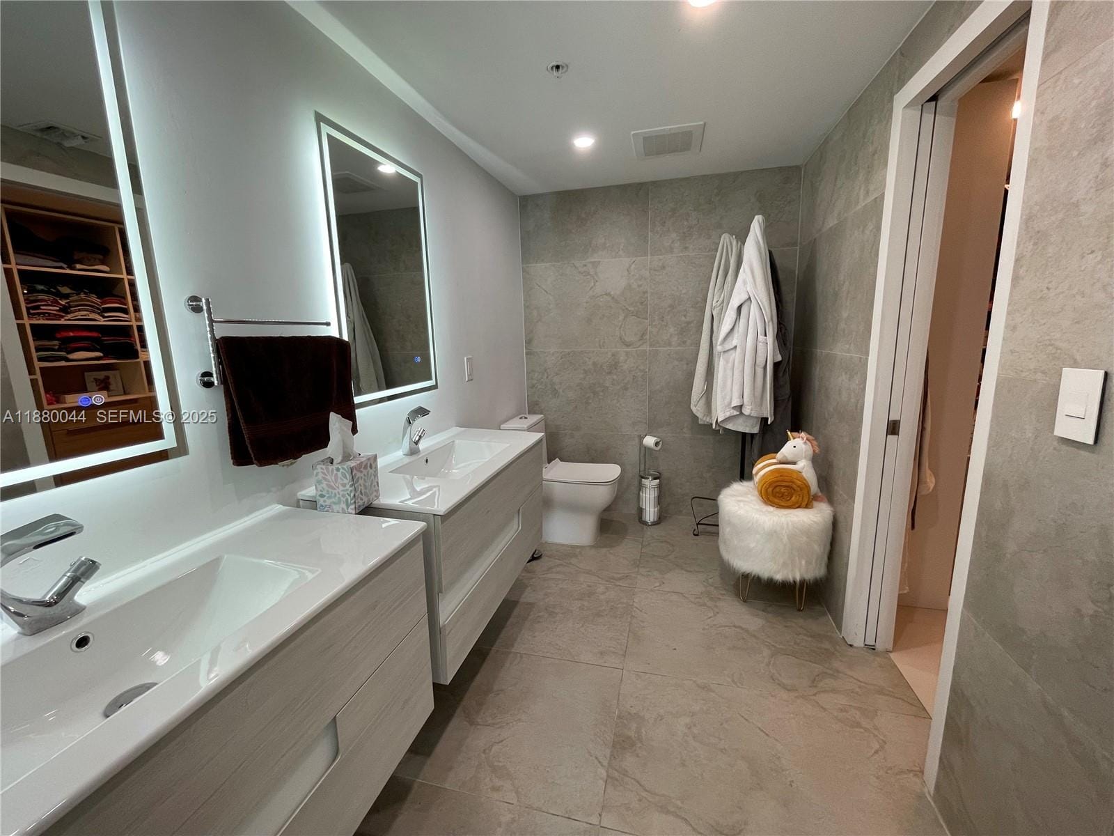 92 SW 3rd Street 1602, Miami, FL 33130 photo 16