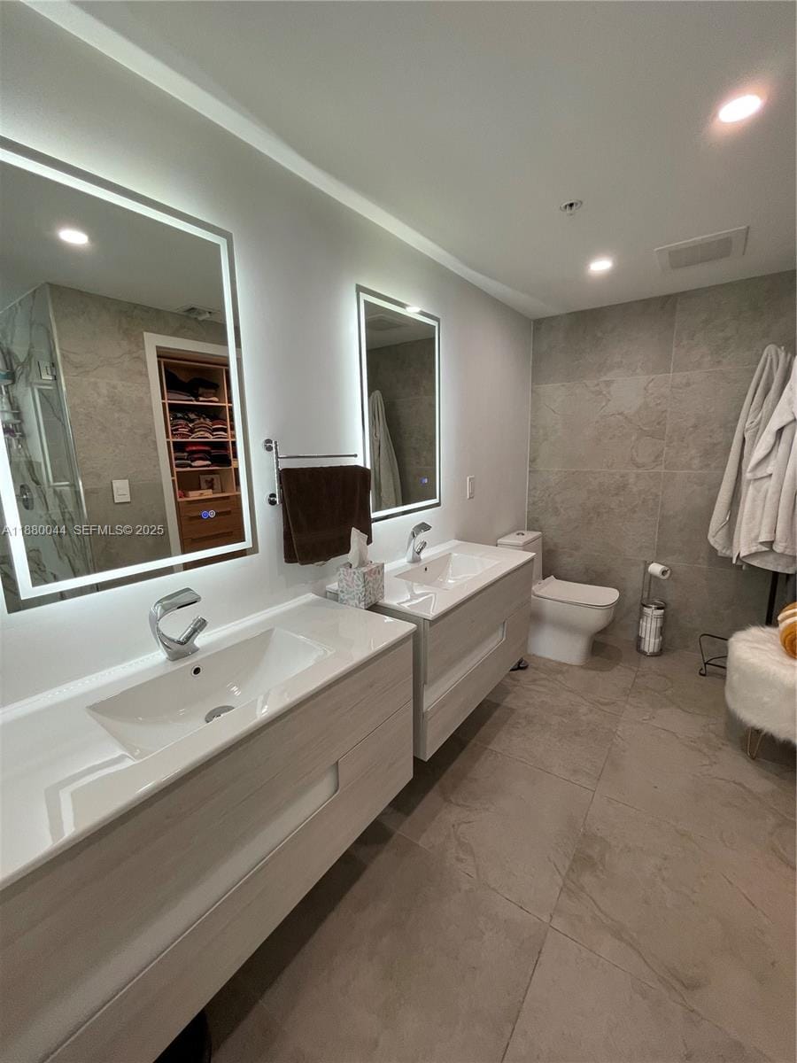 92 SW 3rd Street 1602, Miami, FL 33130 photo 17