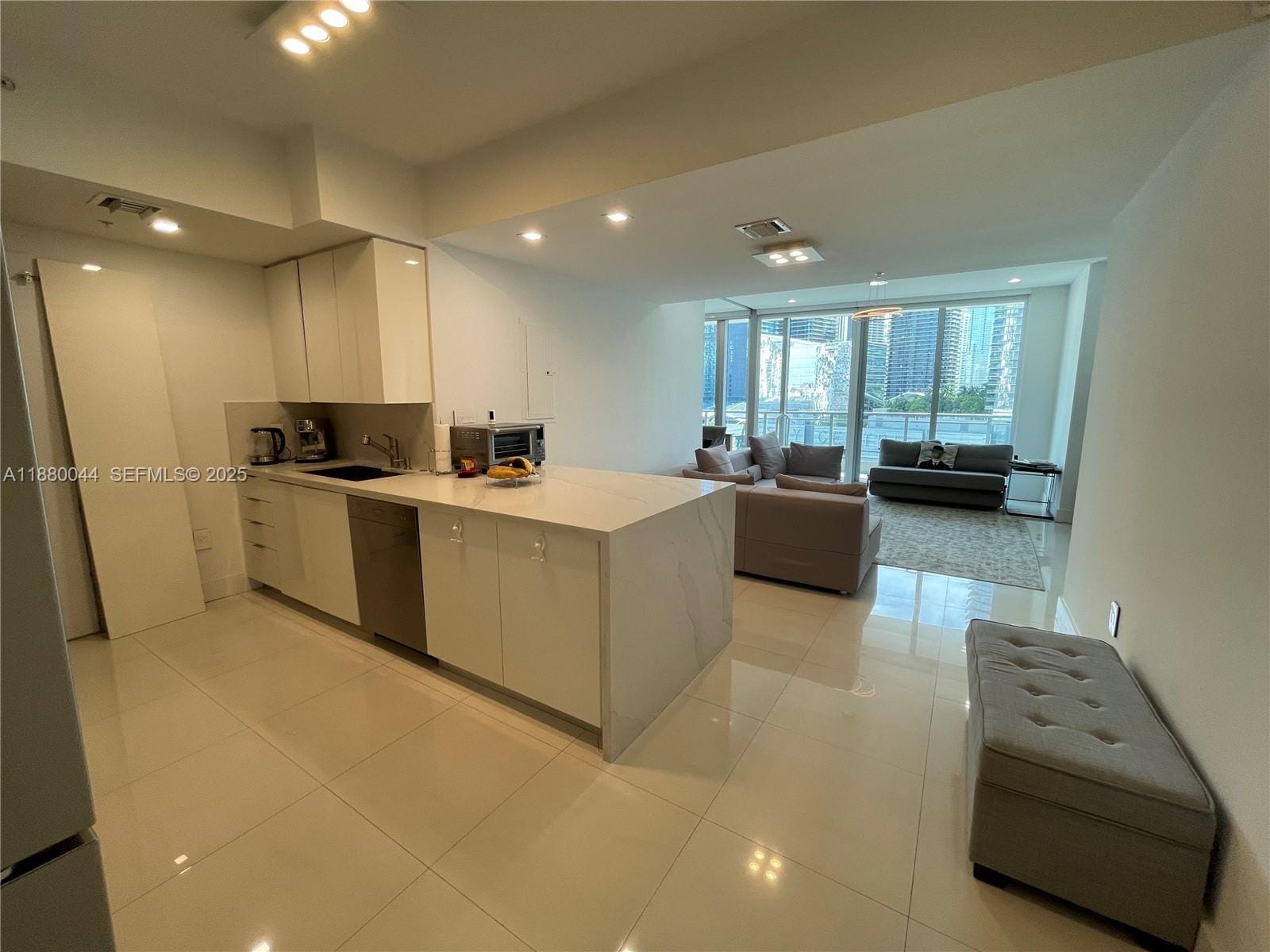 92 SW 3rd Street 1602, Miami, FL 33130