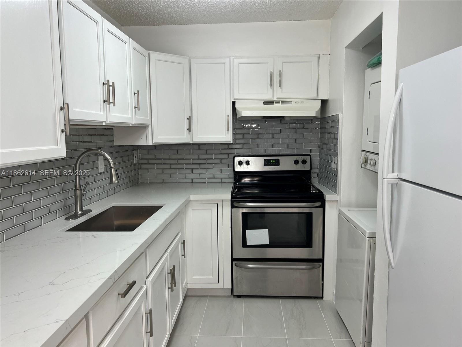 10000 NW 80th Court 2166, Hialeah Gardens, FL 33016 photo 13
