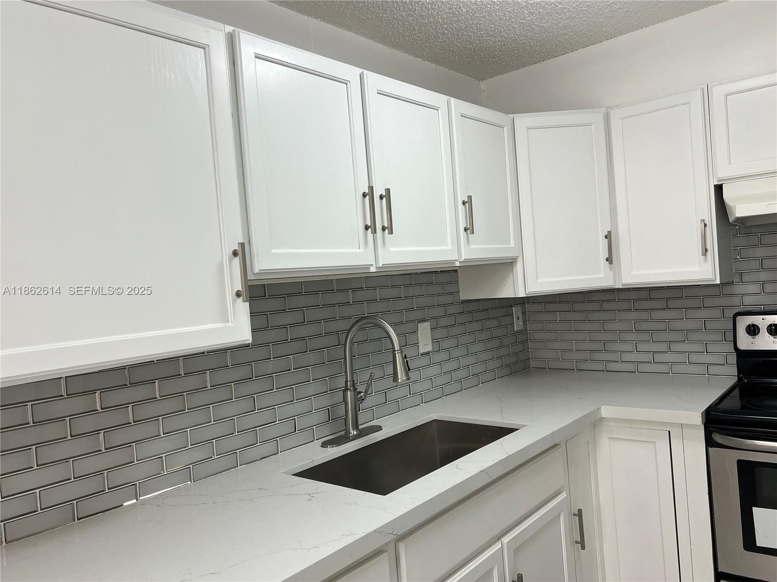 10000 NW 80th Court 2166, Hialeah Gardens, FL 33016 photo 8