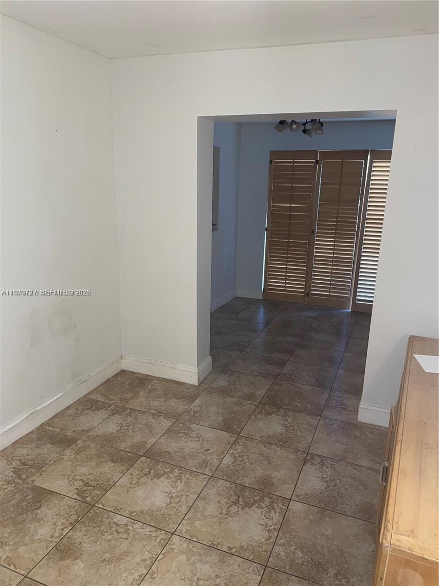 2755 NE 207th Street — photo 5