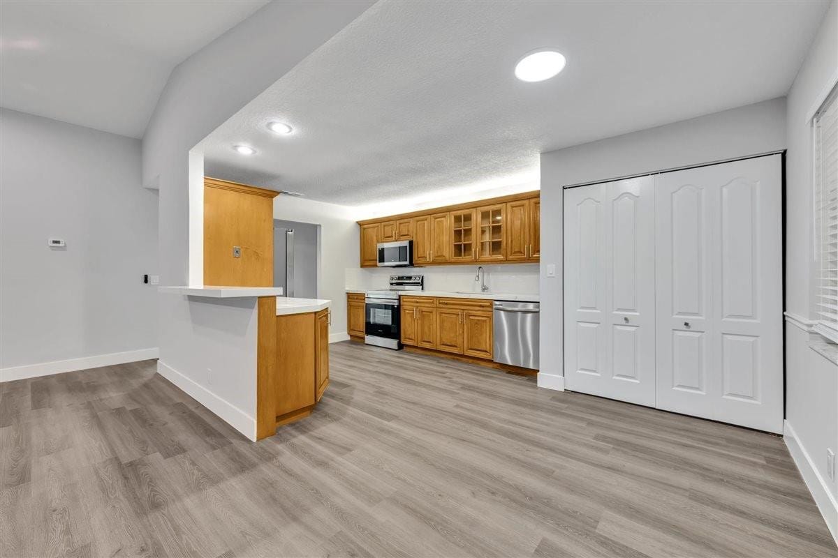 8215 NW 49th Street — photo 6
