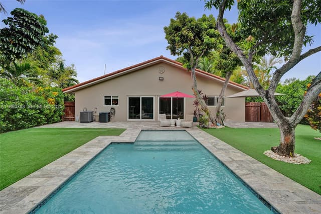 910 SW 23rd Road, Miami, FL 33129