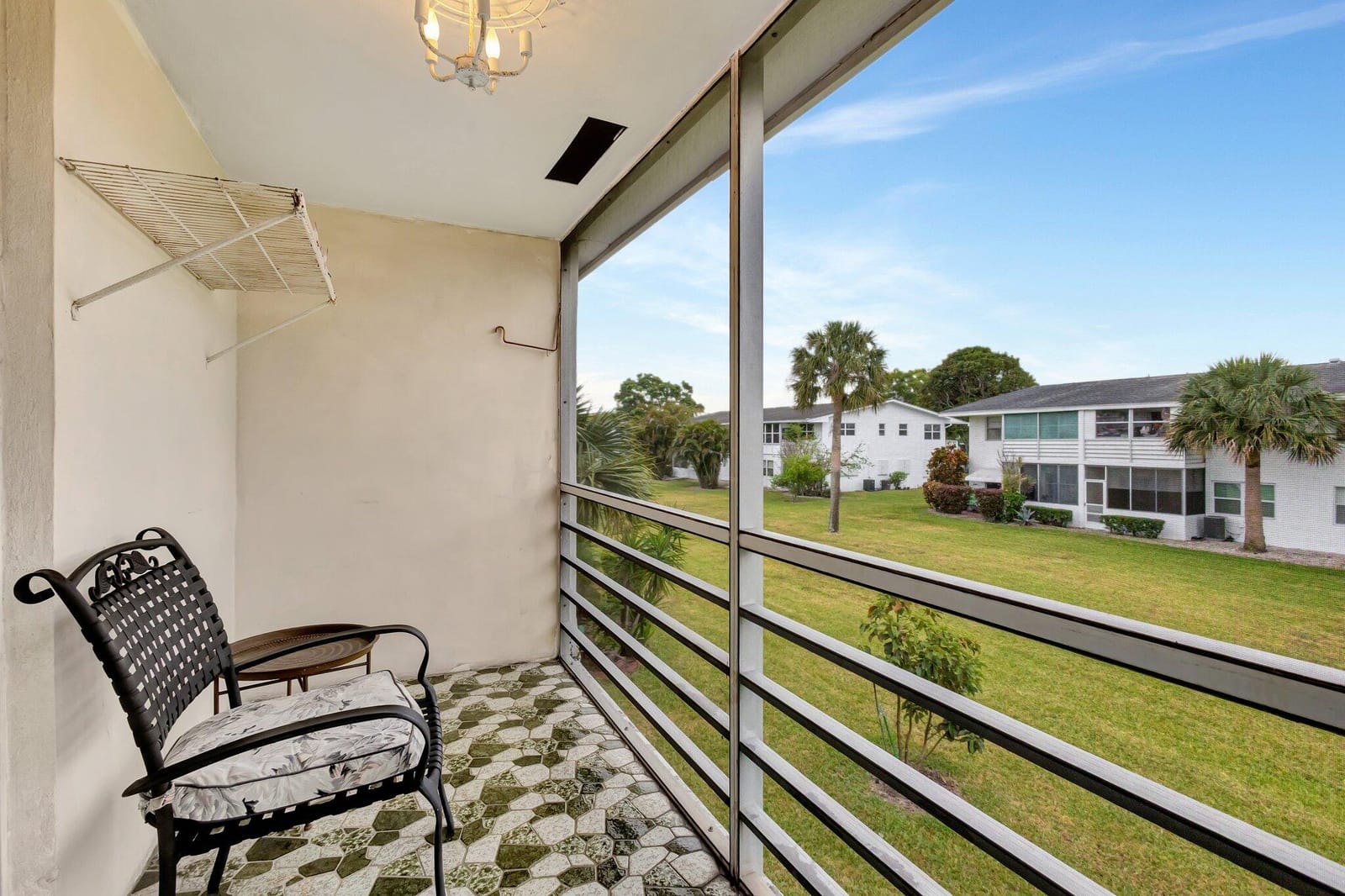 189 Coventry H, West Palm Beach, FL 33417 photo 13