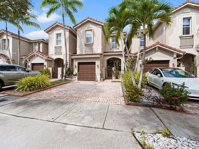 978 SW 154th Court, sold in Ab At Tamiami Trail Phase, Miami, FL