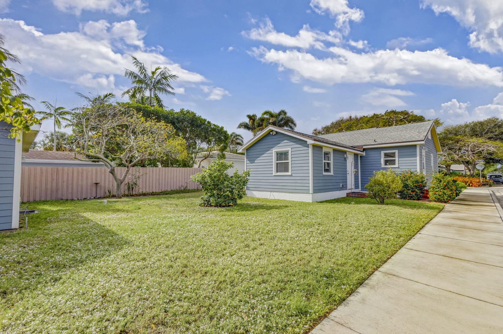 1132 N Palmway, Lake Worth Beach, FL 33460 photo 26