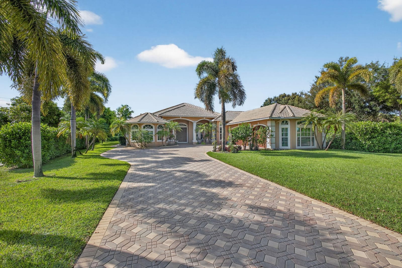 15550 Rolling Meadows Circle, Wellington, FL 33414 photo 2