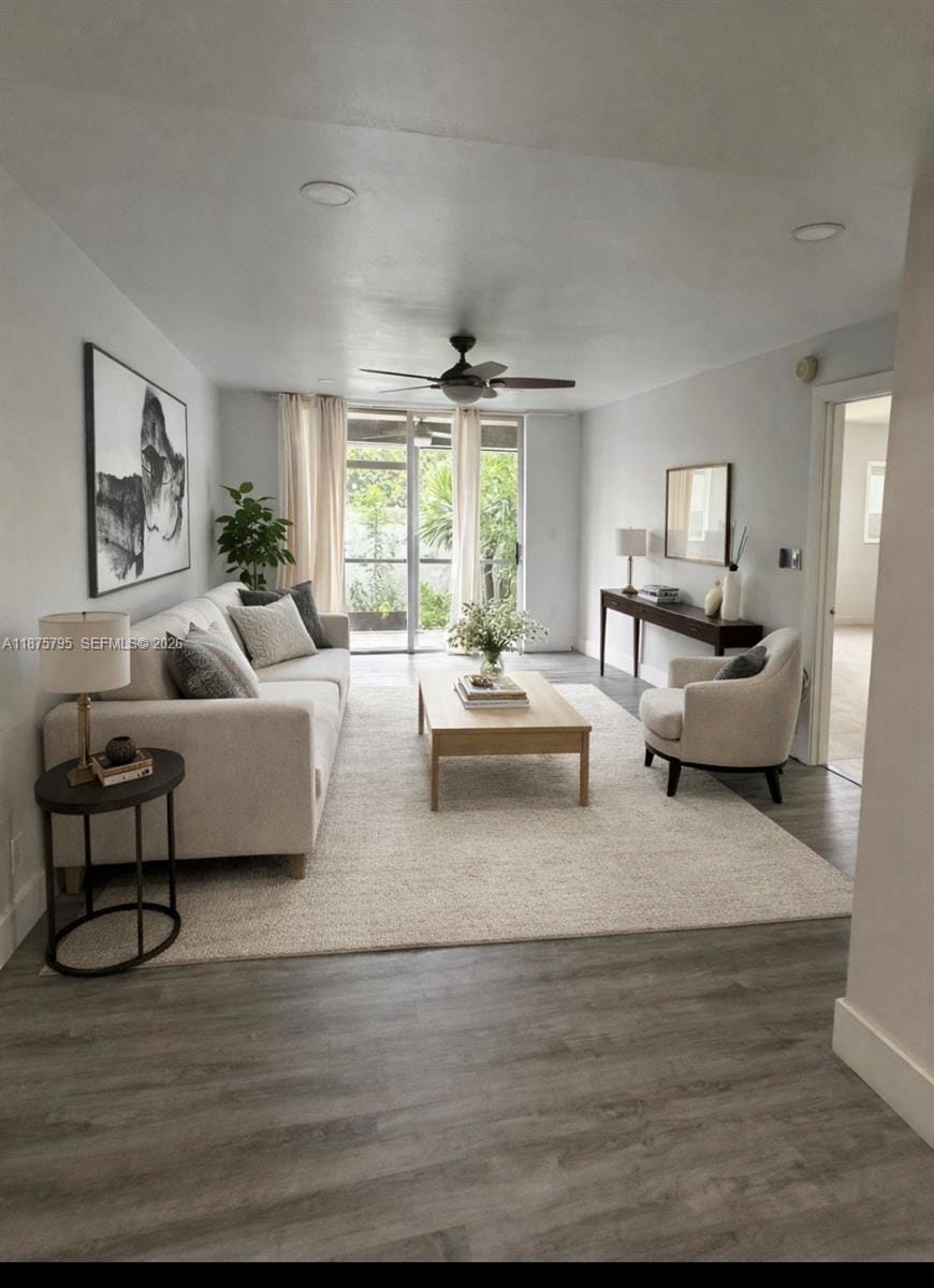 7100 NW 17 111 — photo 3