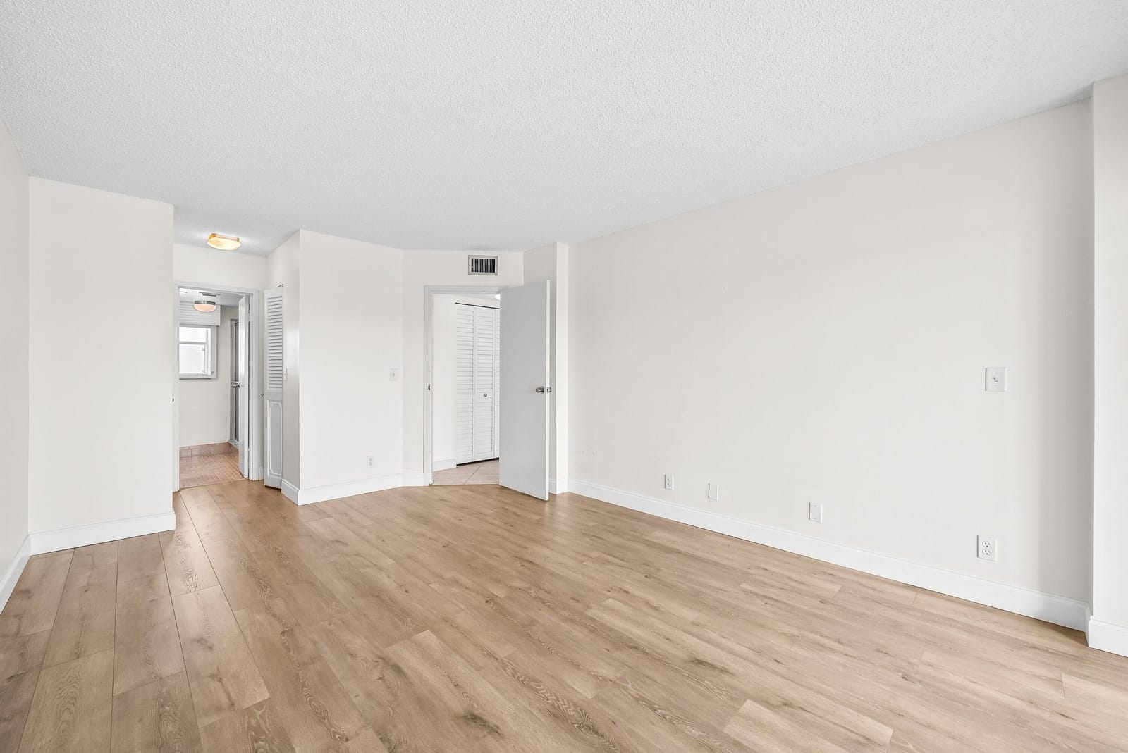 3595 Birdie Drive 406, Lake Worth, FL 33467 photo 13