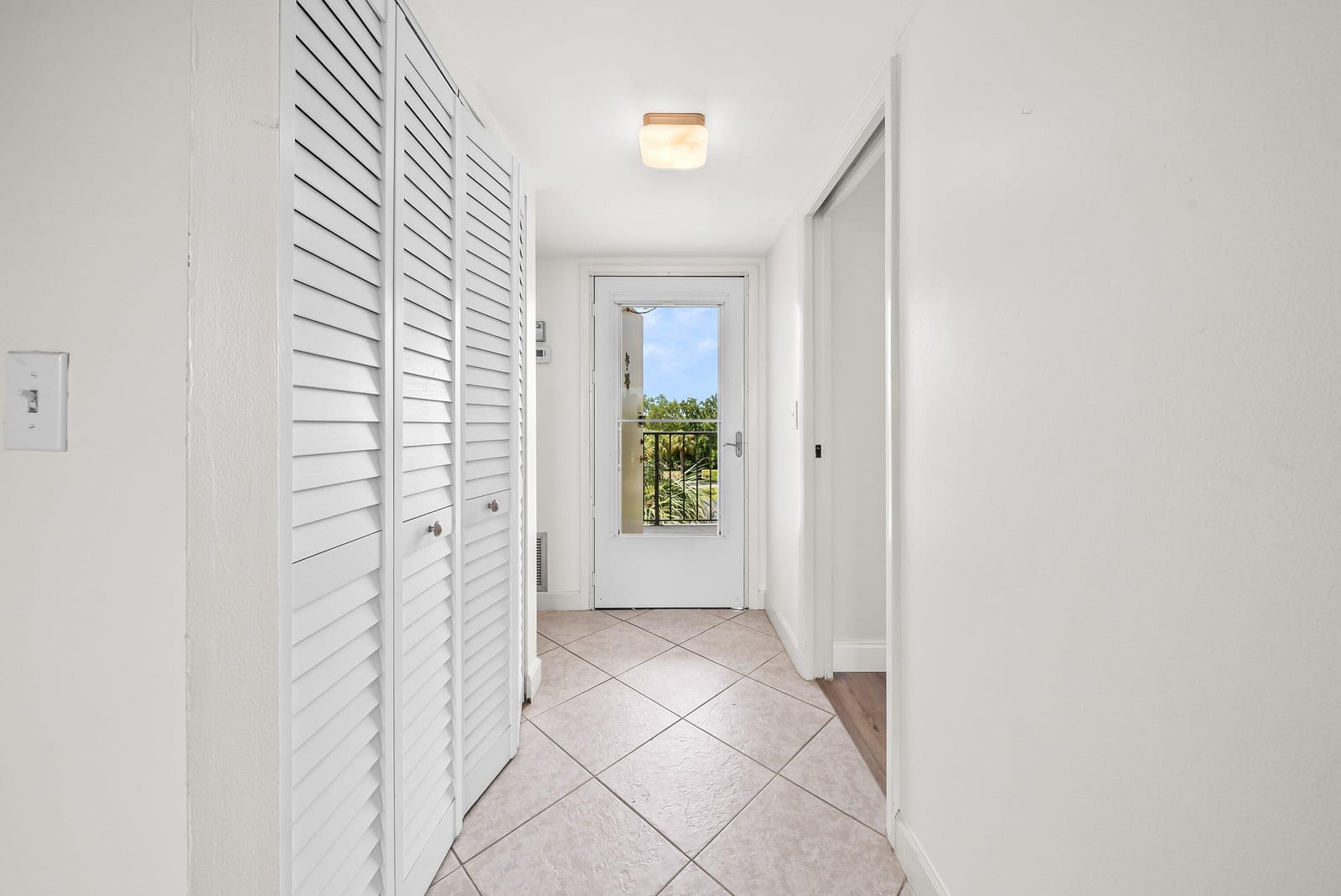 3595 Birdie Drive 406, Lake Worth, FL 33467 photo 5