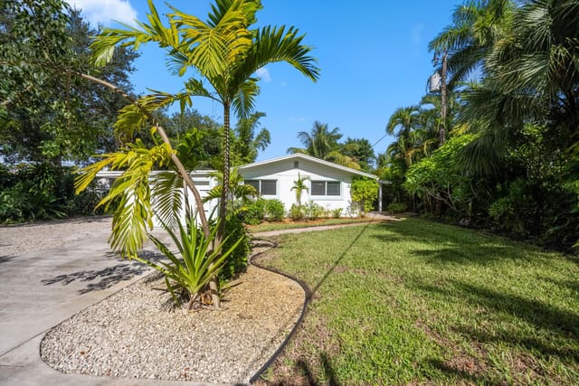1408 SW Palm City Road, sold in Poppleton Creek Area, Stuart, FL