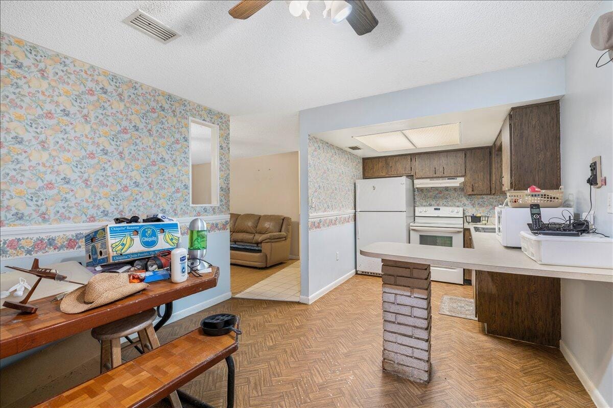 6507 Deleon Avenue, Fort Pierce, FL 34951 photo 9