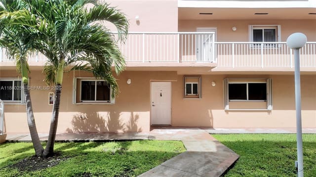 14915 SW 80th Street 111, sold in The Seasons Villas & Thms, Miami, FL