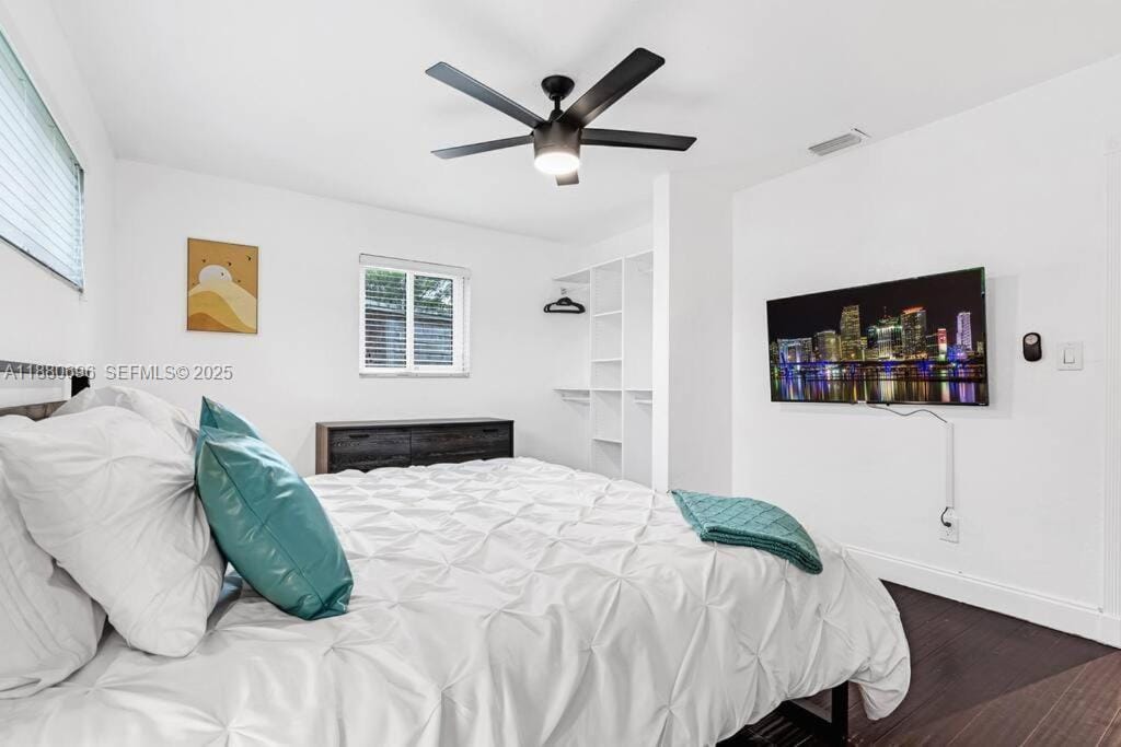 2041 SW 37th Terrace, Fort Lauderdale, FL 33312 photo 12