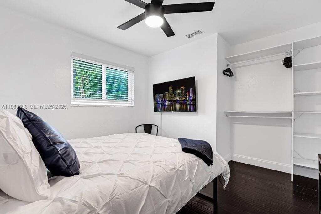 2041 SW 37th Terrace, Fort Lauderdale, FL 33312 photo 9