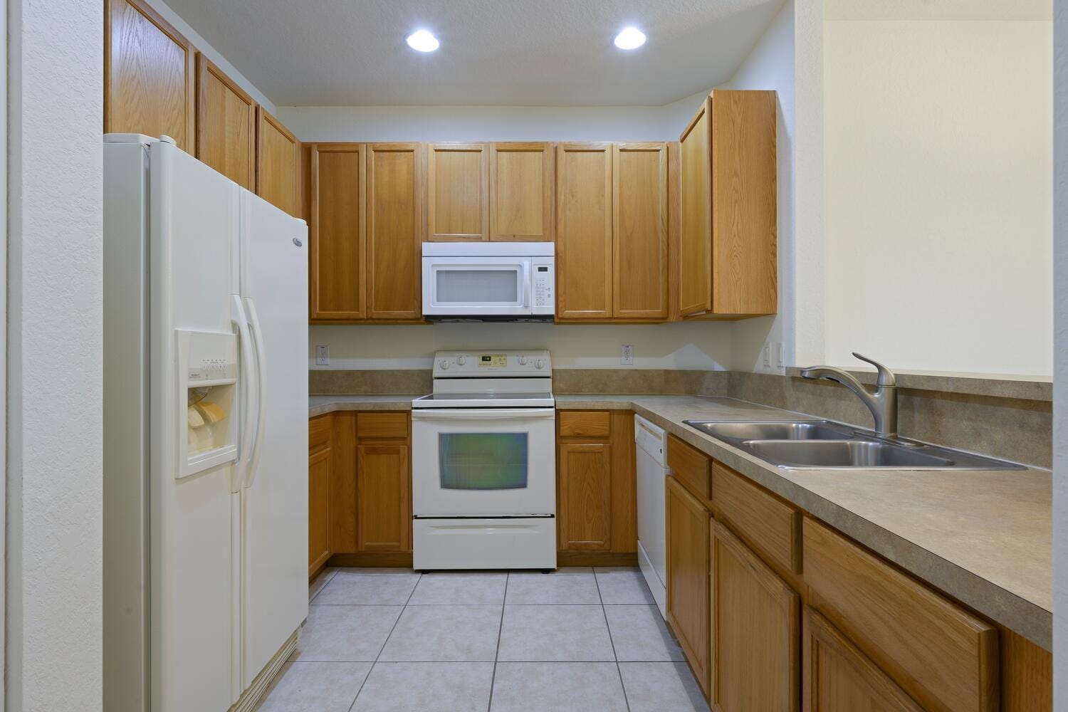 1561 SE Hampshire Way 104, Stuart, FL 34994 photo 11