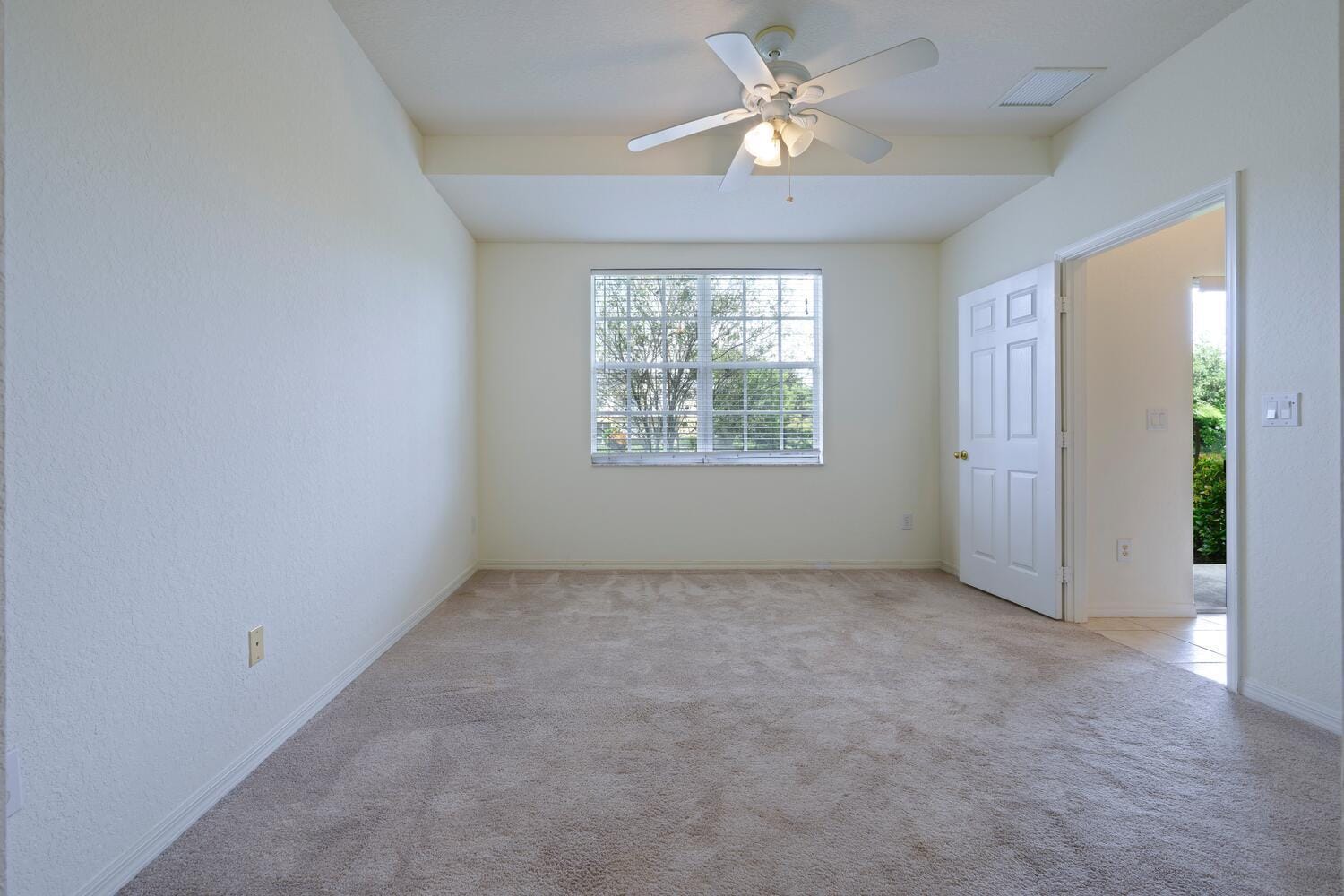 1561 SE Hampshire Way 104, Stuart, FL 34994 photo 13