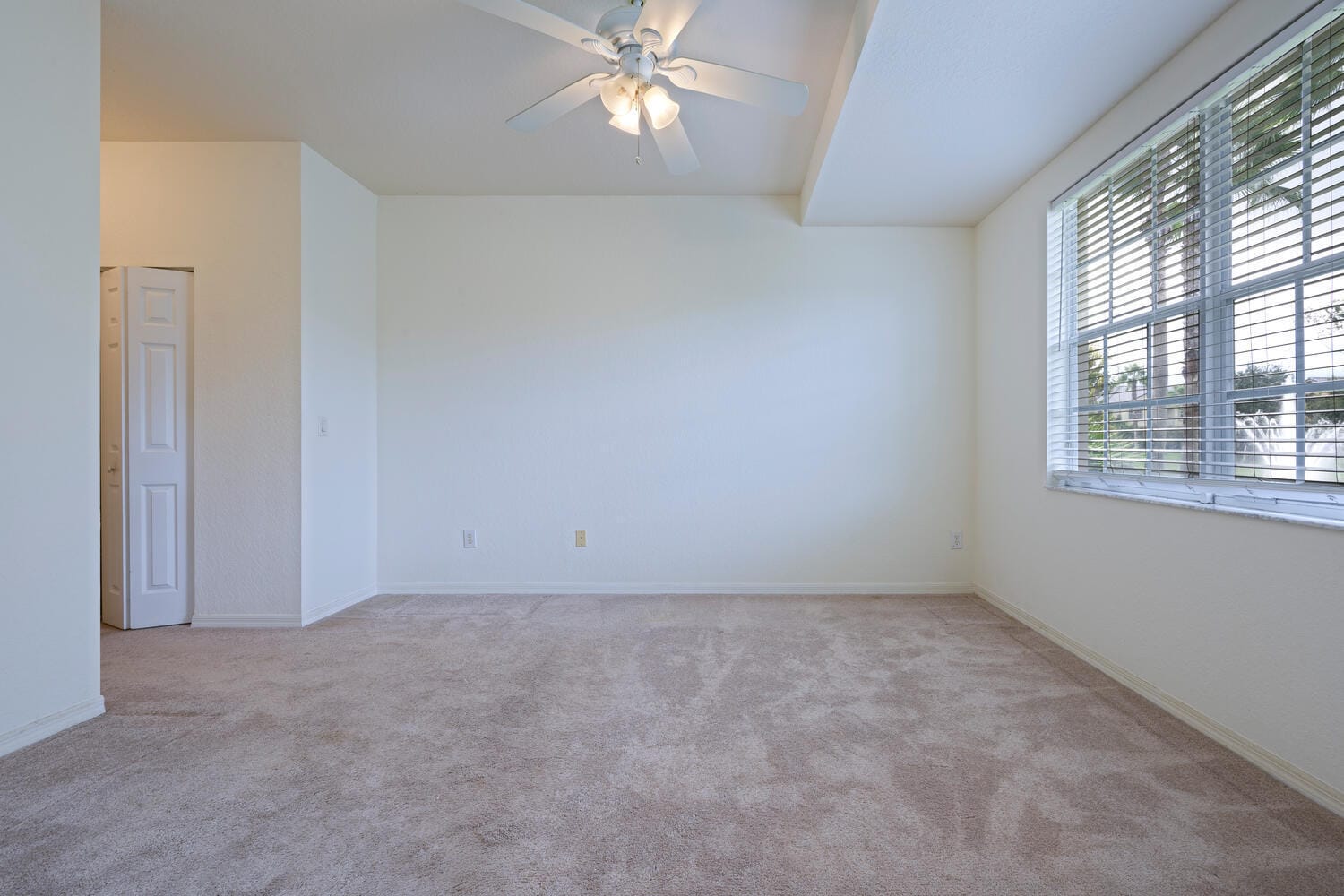 1561 SE Hampshire Way 104, Stuart, FL 34994 photo 14