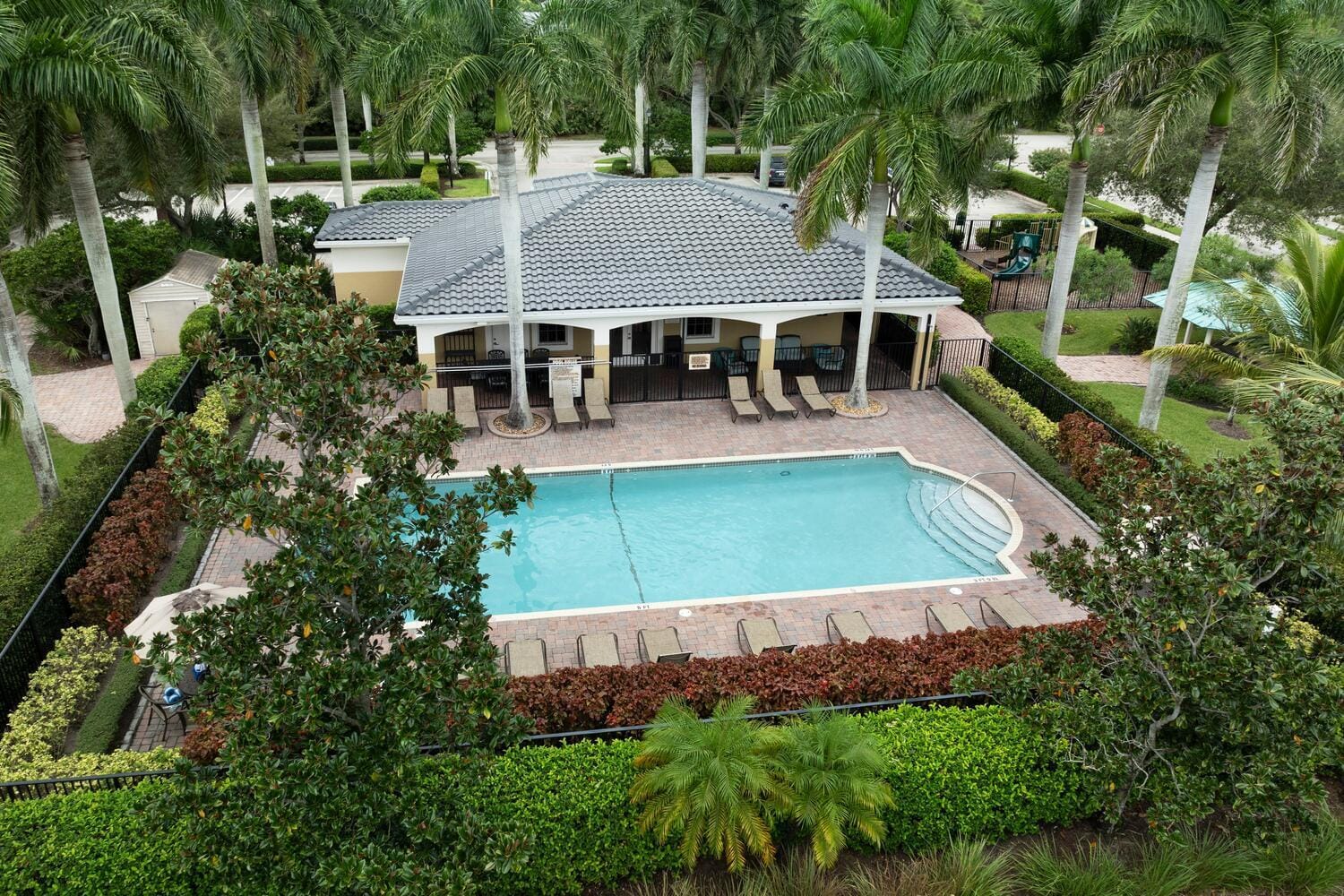 1561 SE Hampshire Way 104, Stuart, FL 34994 photo 23