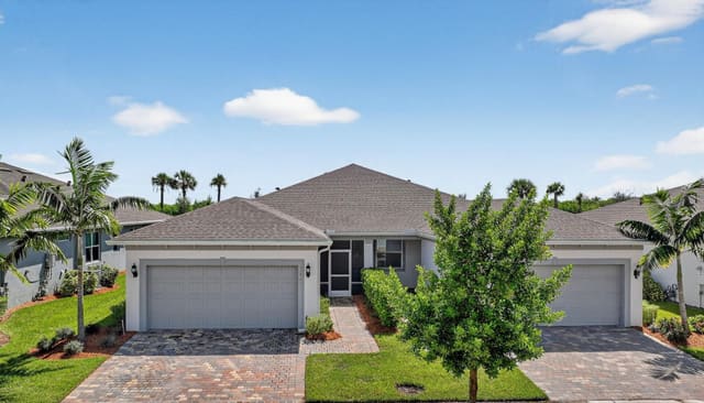 13723 SW Gingerline Drive, Port St. Lucie, FL 34987