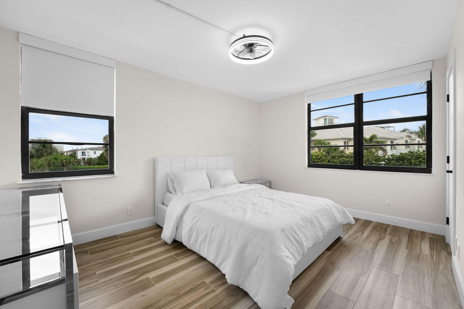 911 Ocean Drive 201 — photo 6