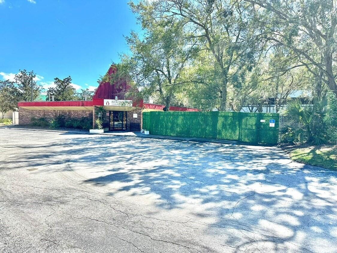 940 Winter Park Drive — photo 4