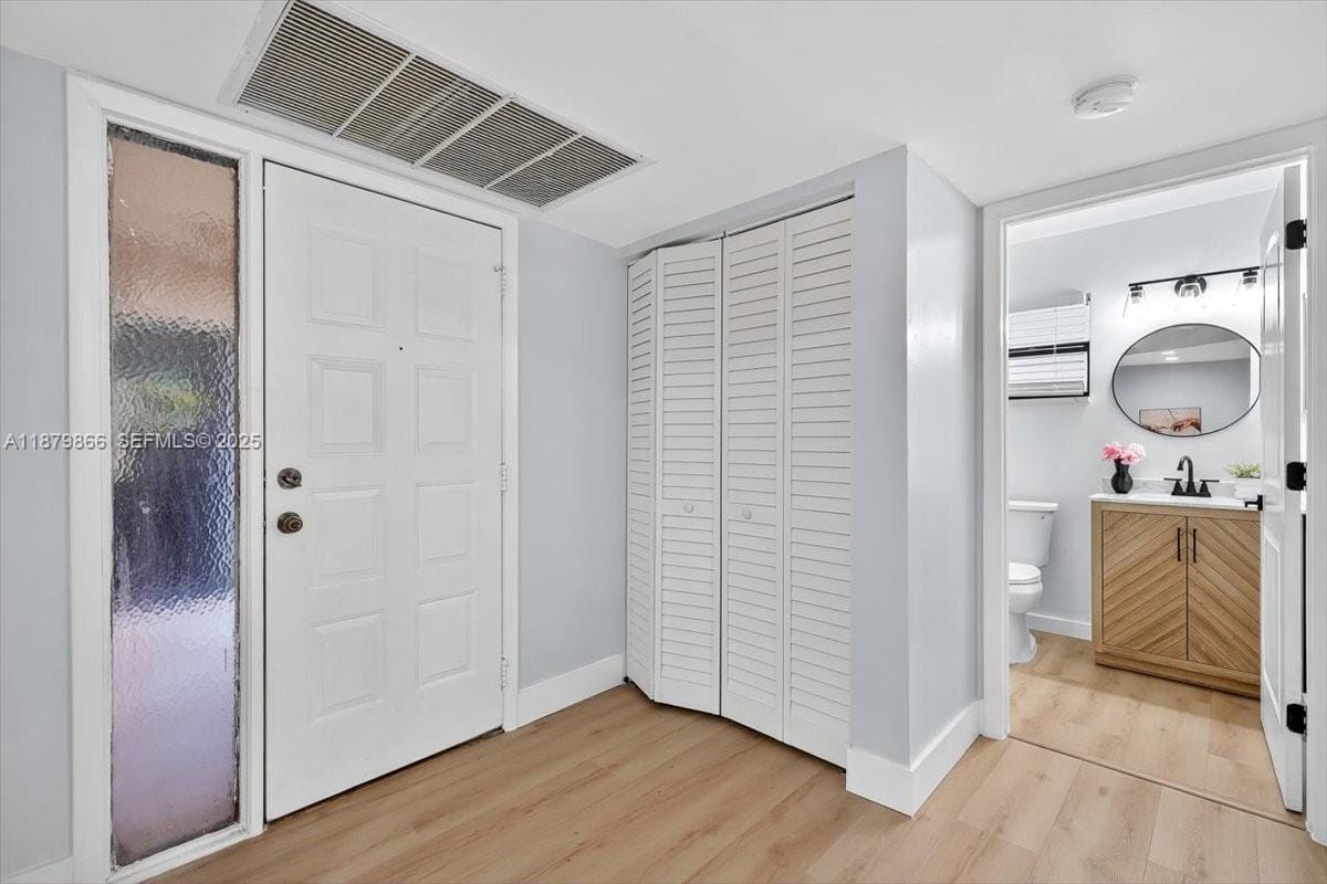 2652 N Carambola Circle 1738 — photo 3