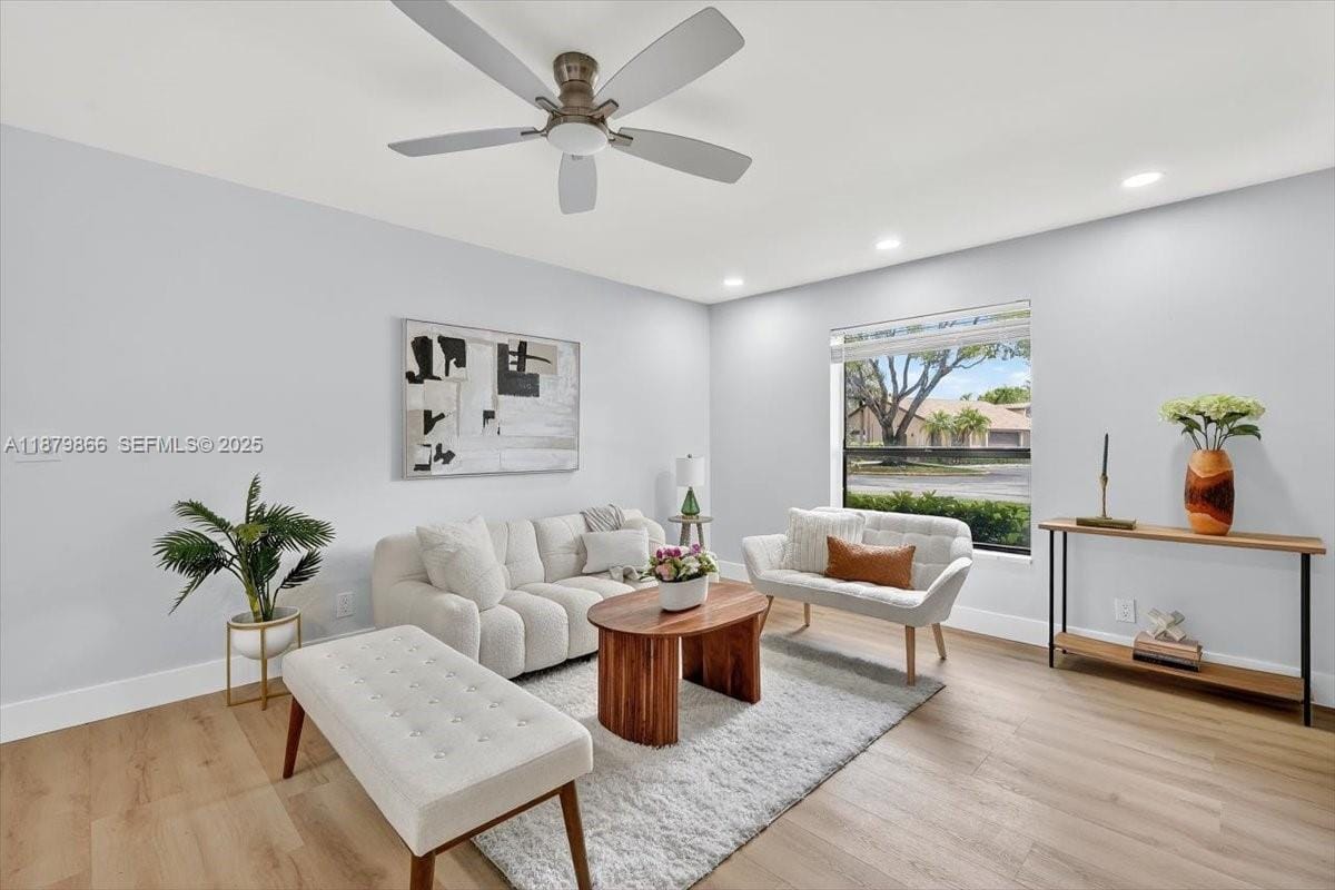 2652 N Carambola Circle 1738 — photo 5