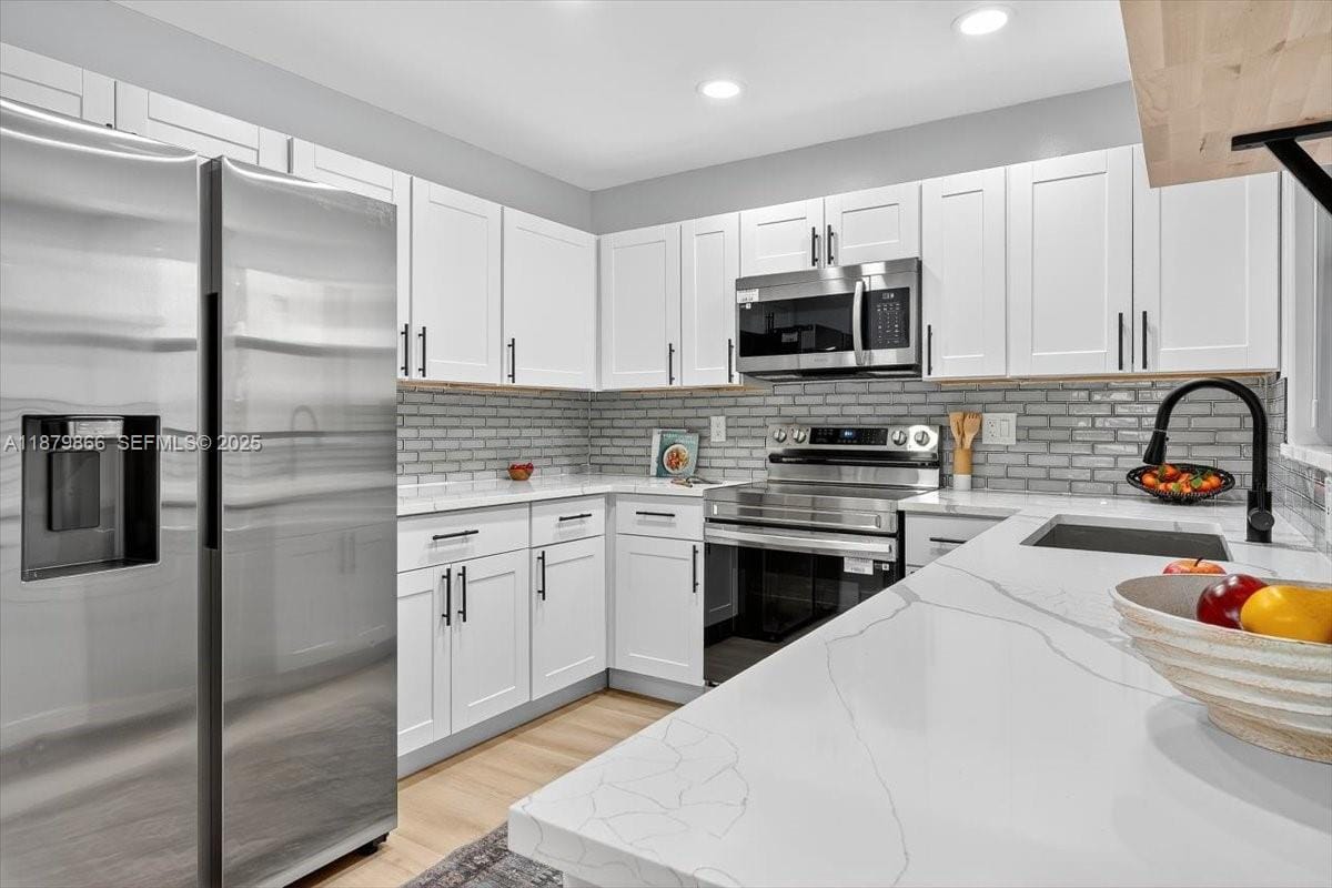2652 N Carambola Circle 1738 — photo 9
