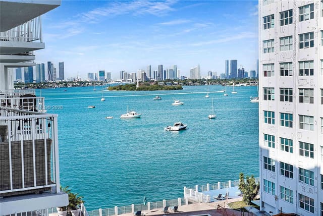 1228 W Ave 607 607, sold in Bayview Terr Condo, Miami Beach, FL