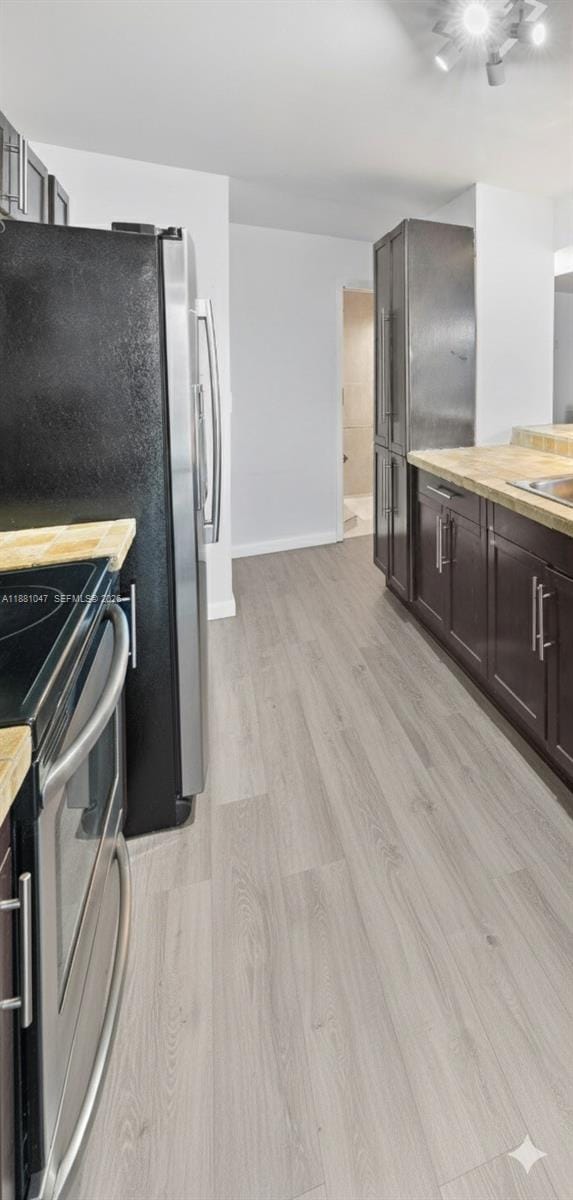 2655 Collins Avenue 510 — photo 10